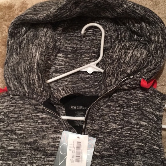 NWT Miss Chievous soft thick vest hood zip  L - Picture 7 of 8